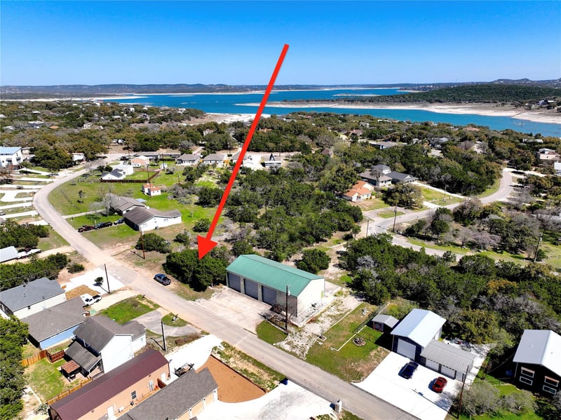 560 Hummingbird HL, Canyon Lake, TX 78133