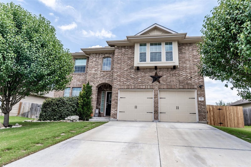 318 Hyltin ST, Hutto, TX 78634