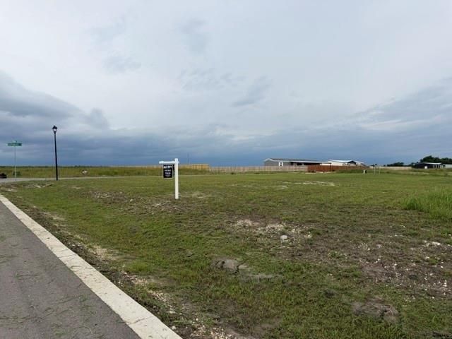 1178 Saltgrass DR, Salado, TX 76571