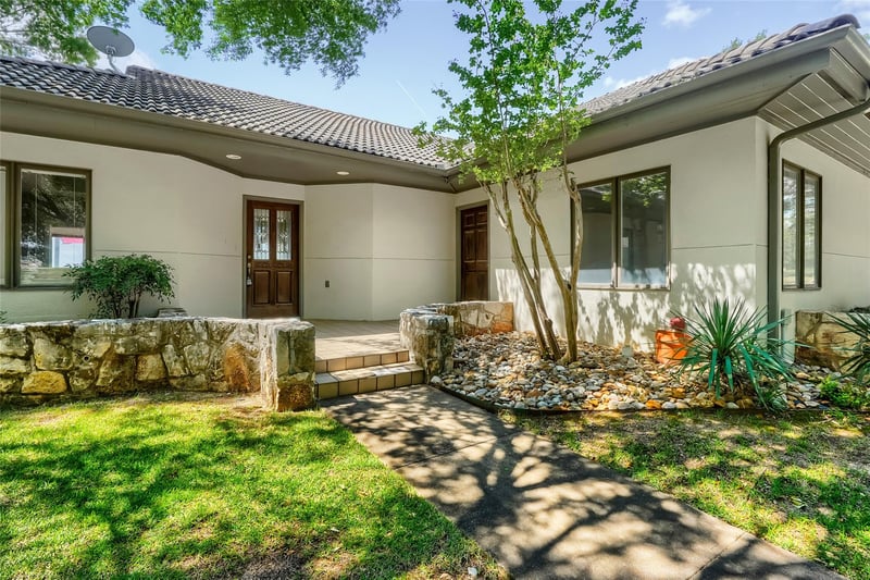 1607 Clubhouse Hill DR, Spicewood, TX 78669
