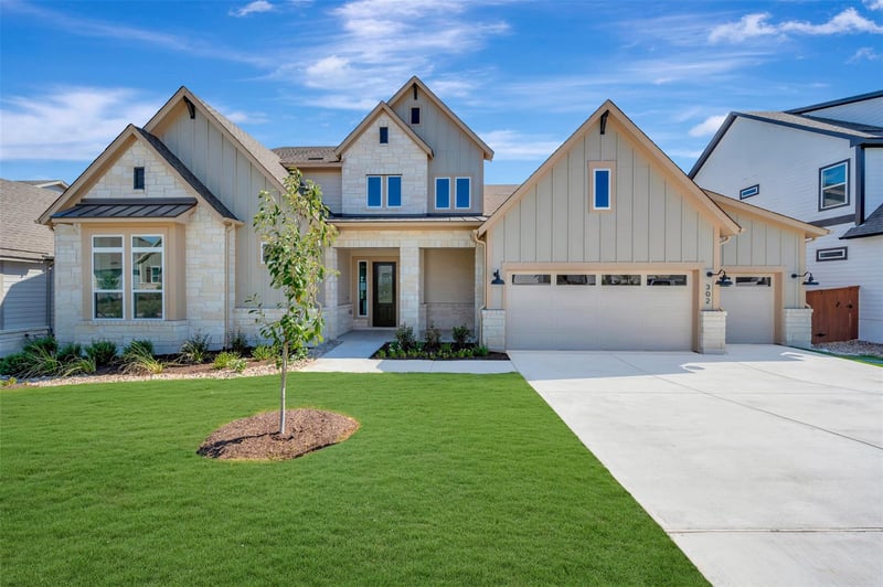 302 Silver Sage CT, Dripping Springs, TX 78620