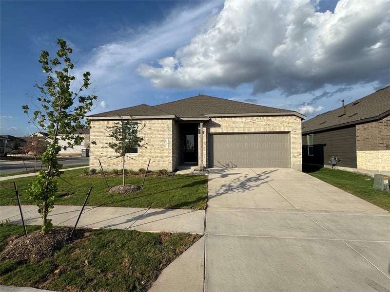 105 El Mirage RD, San Marcos, TX 78666