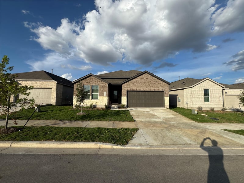109 El Mirage RD, San Marcos, TX 78666