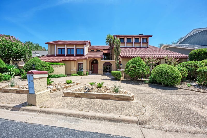 10909 Legends LN, Austin, TX 78747