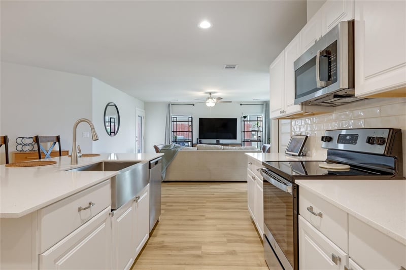20109 Travis DR, Lago Vista, TX 78645