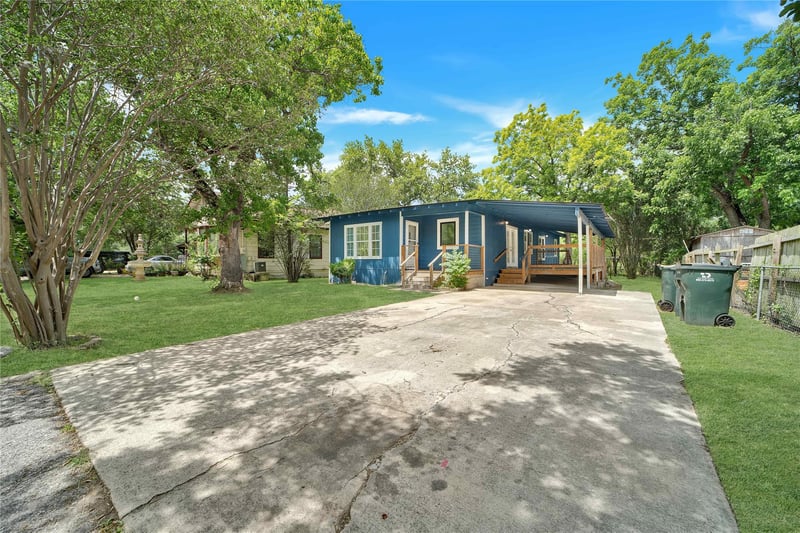 206 Sherwood ST, San Marcos, TX 78666