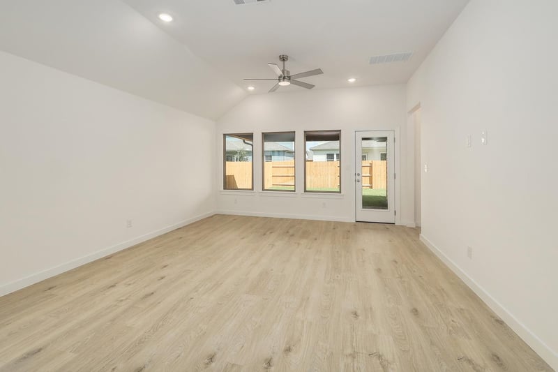 105 Malibu, Hutto, TX 78634