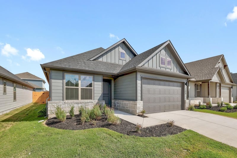 105 Malibu, Hutto, TX 78634
