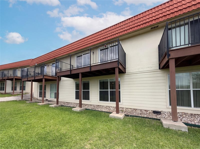 3216 Poe CV #5C, Lago Vista, TX 78645