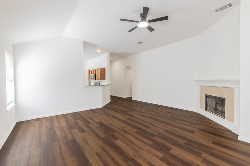220 N Crossing TRL, Round Rock, TX 78665
