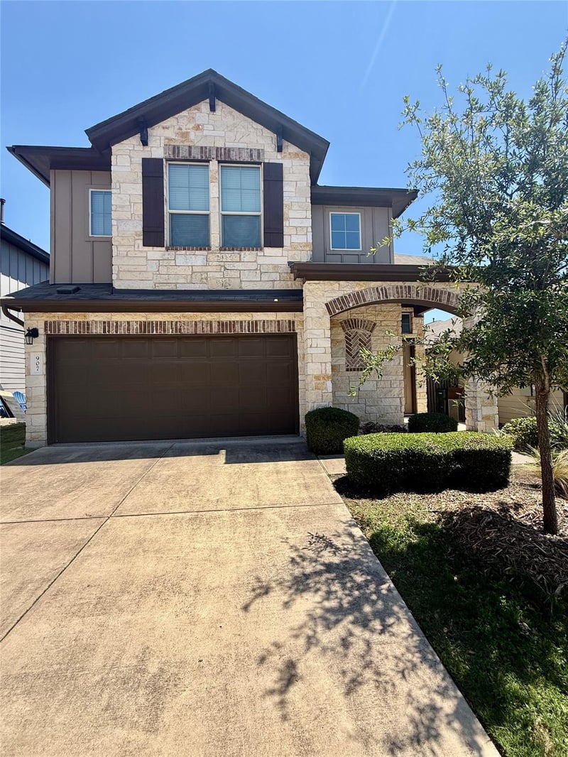 907 Sleepy Dell LN, Austin, TX 78748