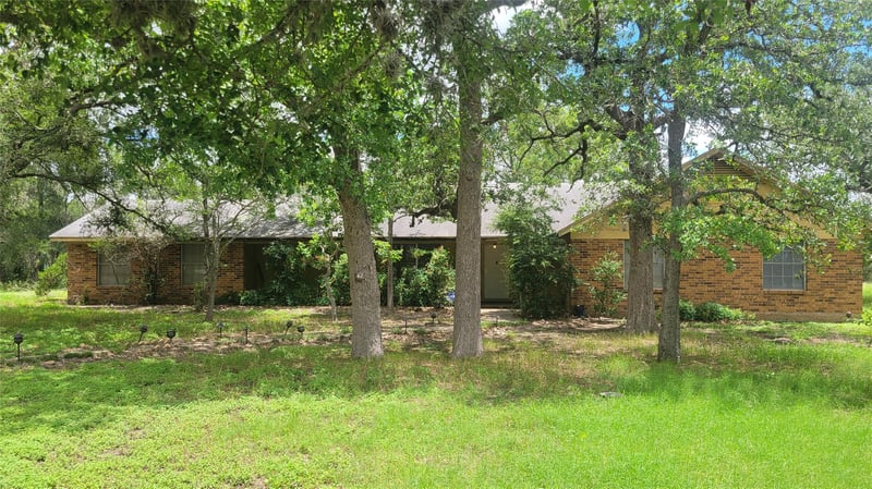 123 River Oaks DR, Cedar Creek, TX 78612