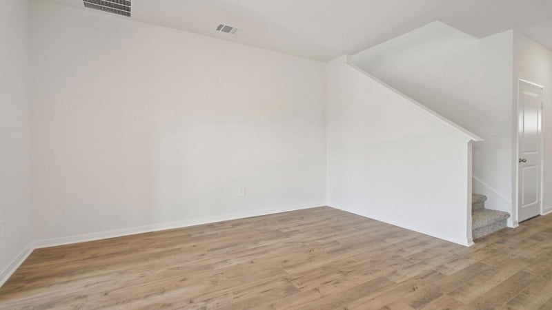 203 Mustang Lake CIR, Buda, TX 78610