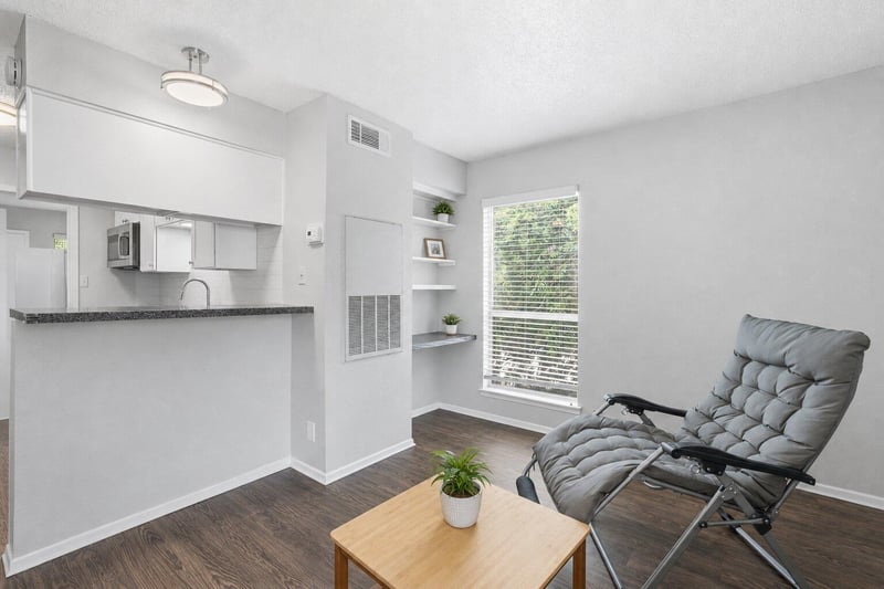 2801 Hemphill Pk #A301, Austin, TX 78705