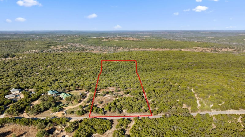 1220 Overland Stage RD, Dripping Springs, TX 78620