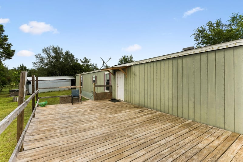 253 N County Line RD #C, Elgin, TX 78621
