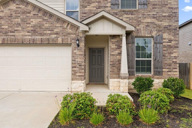 457 Bedford Falls LN, Jarrell, TX 76537