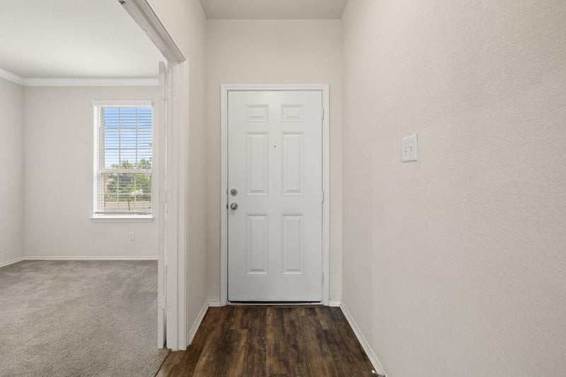457 Bedford Falls LN, Jarrell, TX 76537