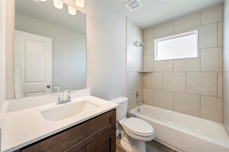 221 Comet Pointe DR, Georgetown, TX 78628