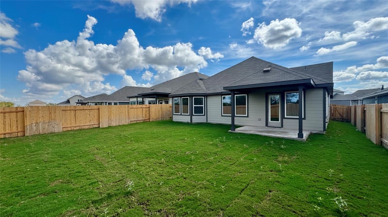 156 Coopers Hawk CRST, Cedar Creek, TX 78612