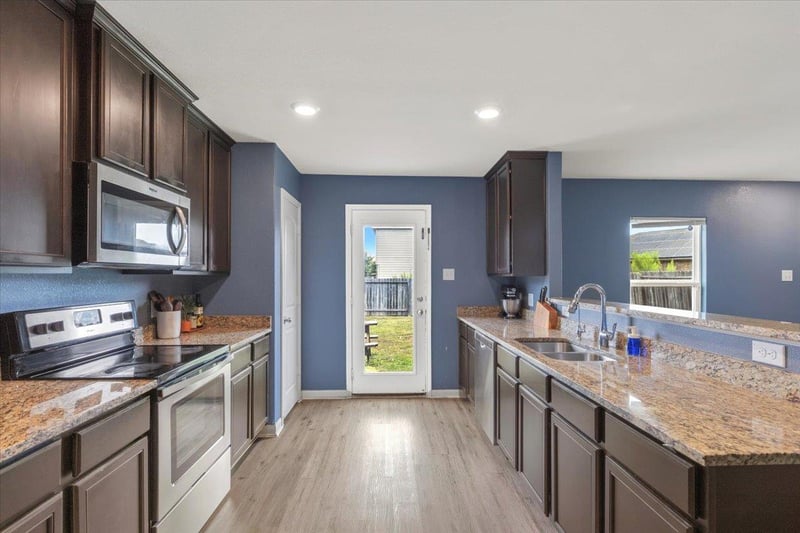 19808 Hubert R Humphrey RD, Manor, TX 78653