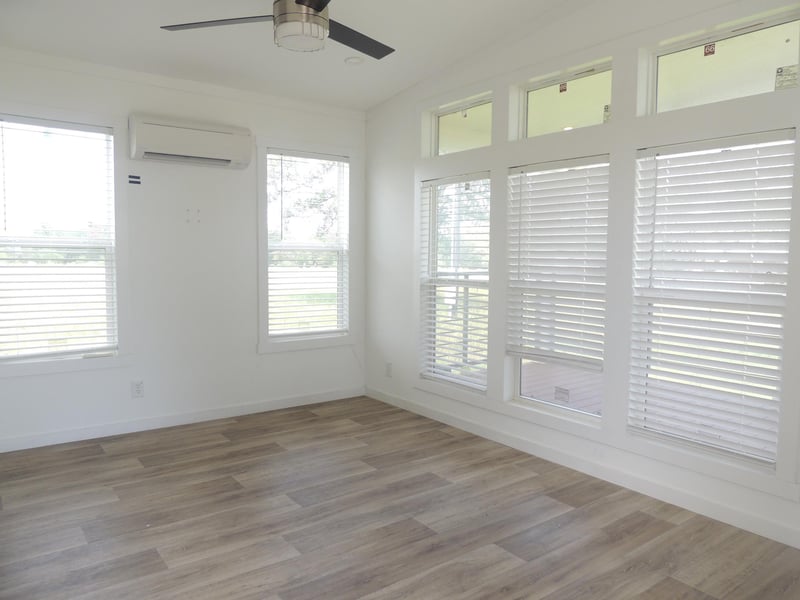 267 Linam LN, Cedar Creek, TX 78612