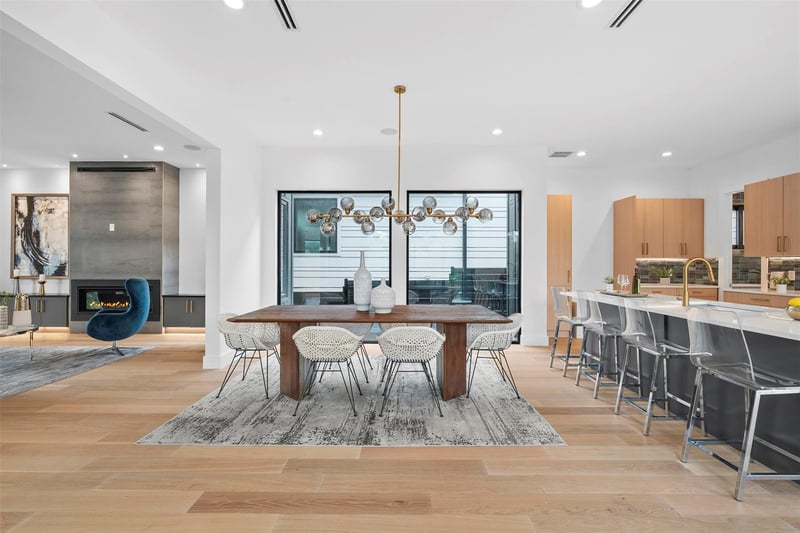 2208 Montclaire ST, Austin, TX 78704