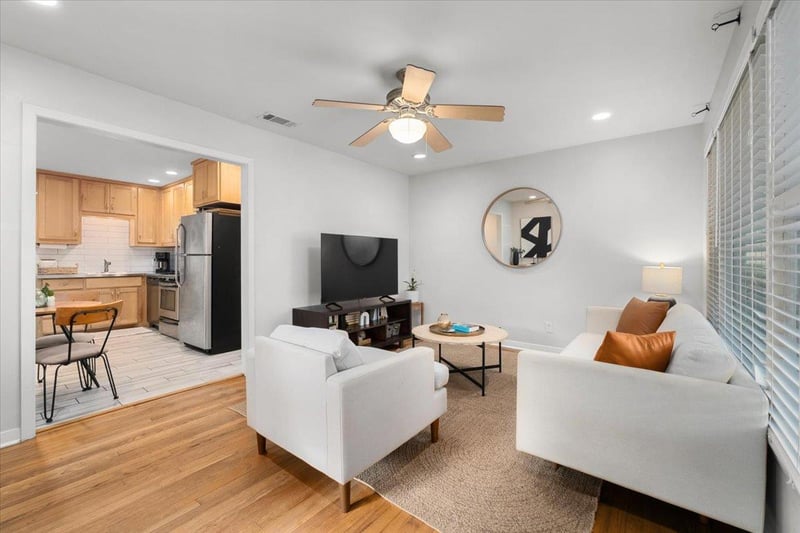 2113 Thornton RD, Austin, TX 78704
