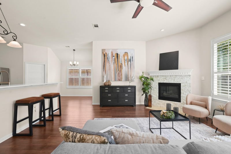 2413 Lou John ST N, Austin, TX 78727