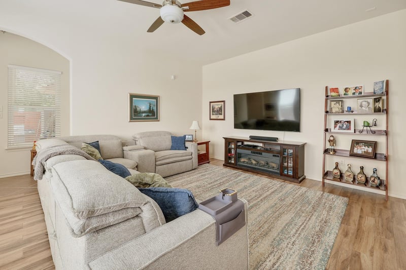 11629 Glen Knoll DR, Manor, TX 78653