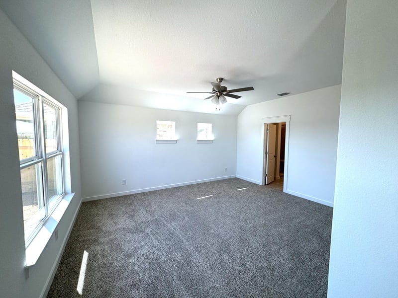 612 Quail Convey DR, Jarrell, TX 76537