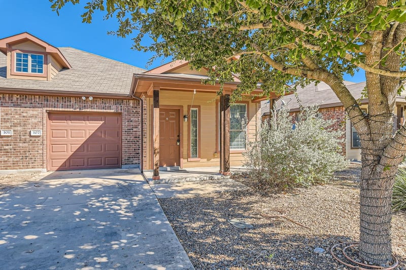 107 Creekside Villa DR, Kyle, TX 78640