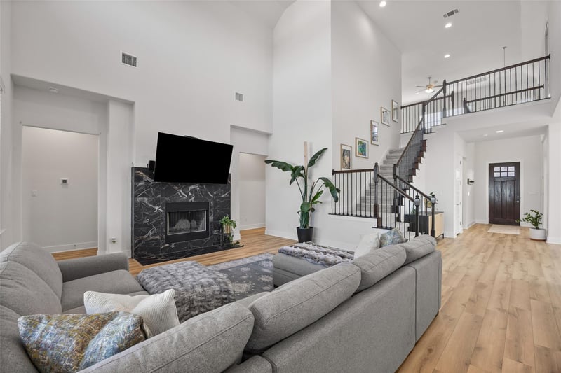 531 Great Lawn BND, Liberty Hill, TX 78642
