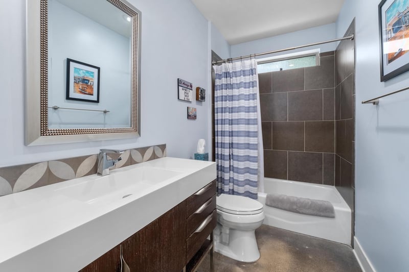 604 W Live Oak ST, Austin, TX 78704