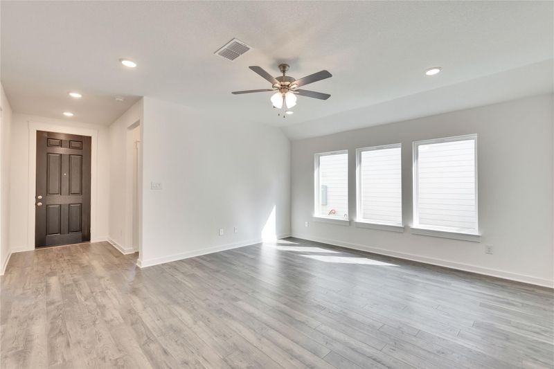 313 Brandywine RD, Hutto, TX 78634