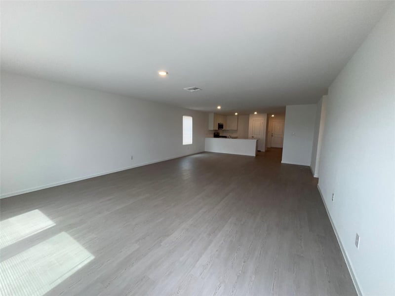 120 Spotbill CT, Uhland, TX 78640