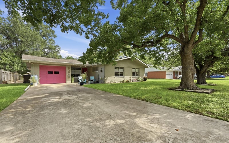 807 Campbell ST, Lockhart, TX 78644