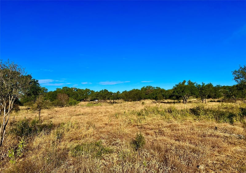 724 Nomad DR, Spicewood, TX 78669