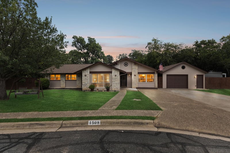 1508 Glen Burnie DR, Cedar Park, TX 78613