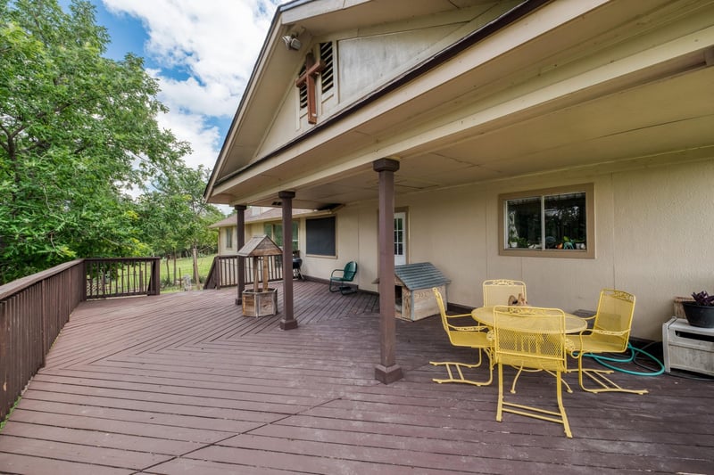 701 Berry LN, Georgetown, TX 78626