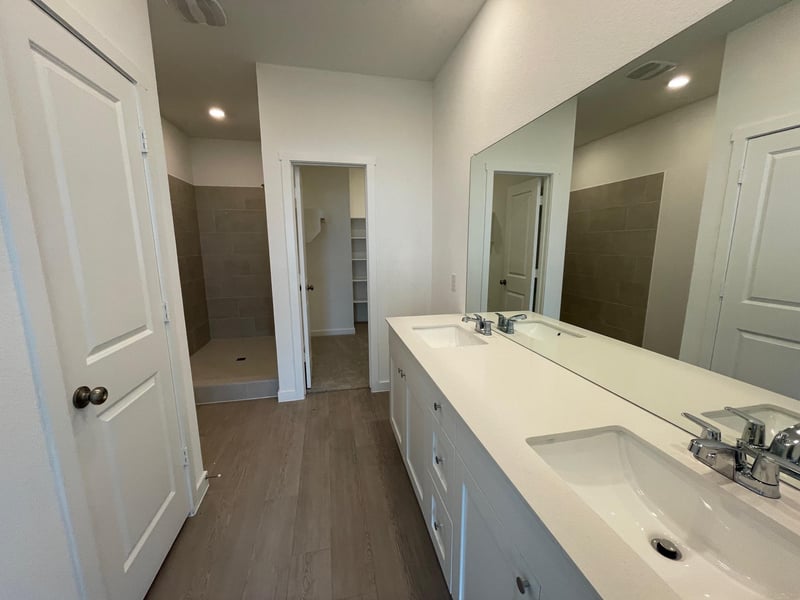 401 Sormonne Loop, Kyle, TX 78640