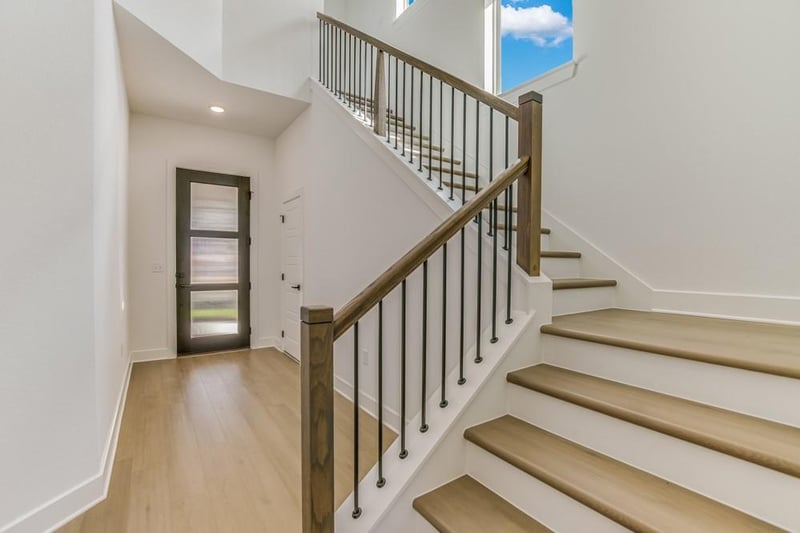 941 Teeler LN, Leander, TX 78641