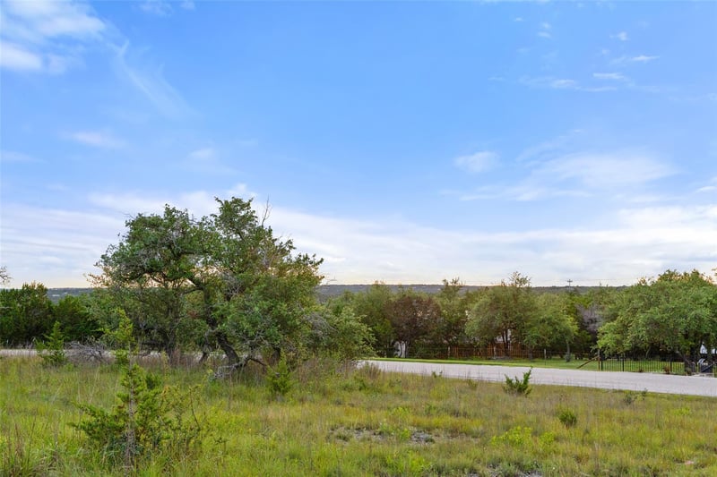 32000 Mirela Ann RD, Dripping Springs, TX 78620