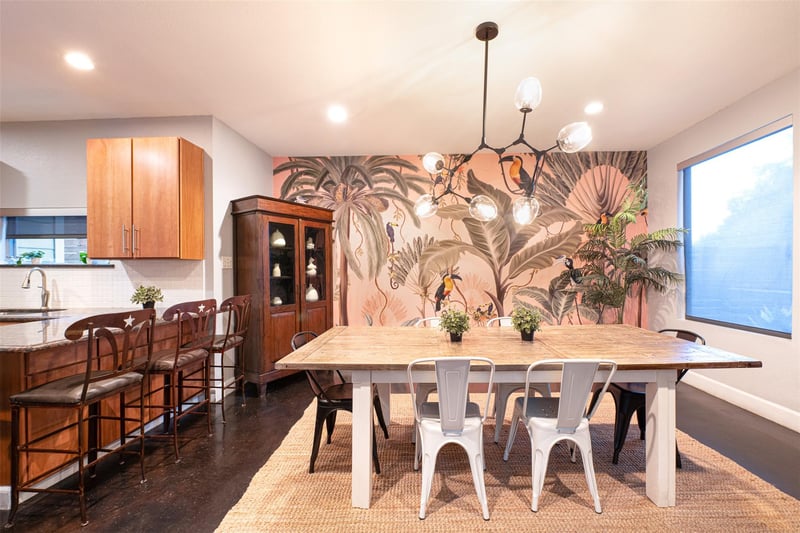 2302 E 9th ST, Austin, TX 78702