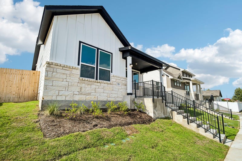 773 Treadwell LN, Kyle, TX 78640