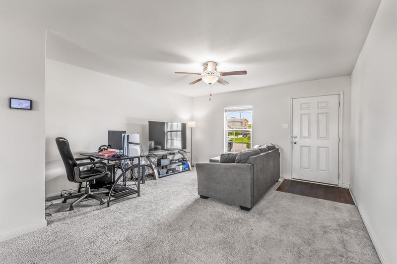 304 Hyacinth Way #7-K, Jarrell, TX 76537