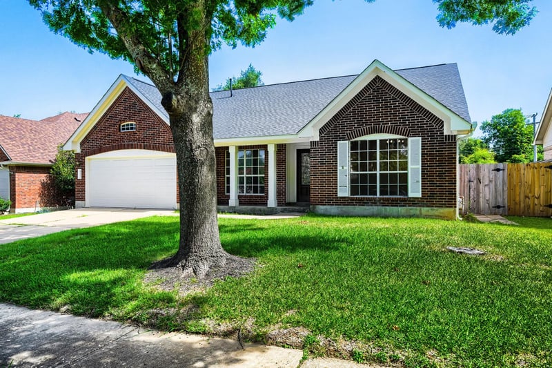 8221 Manx DR, Round Rock, TX 78681