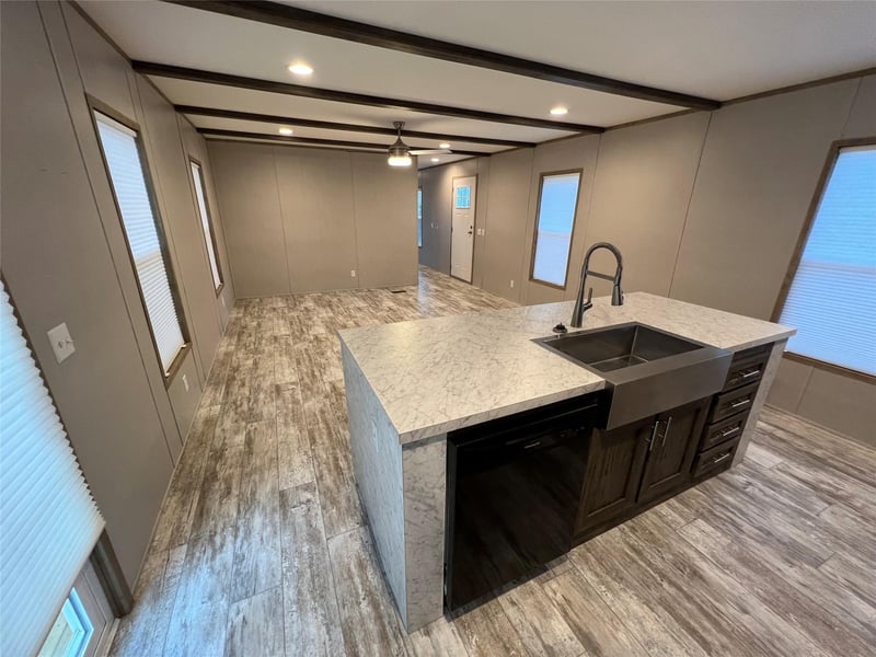 11369 Mountain Top CIR, Jonestown, TX 78645