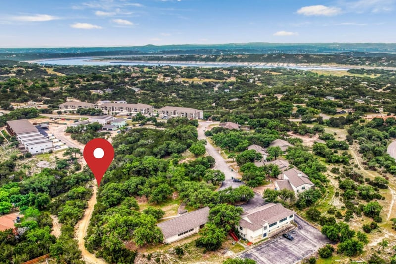 000 Pinnacle CV, Lago Vista, TX 78645