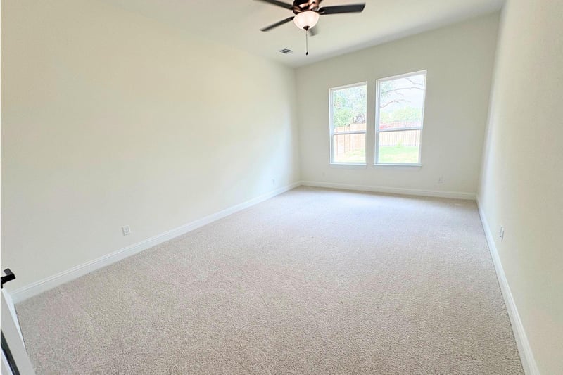1044 Stonehill DR, Georgetown, TX 78633
